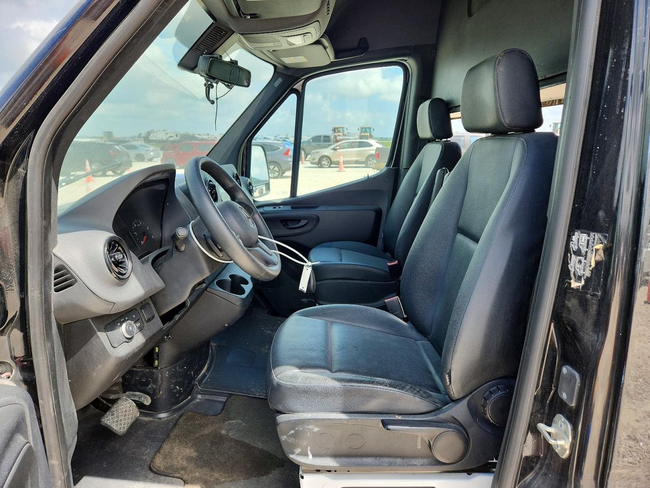 2021 Mercedes-Benz Sprinter 3500 - zdjęcie 8