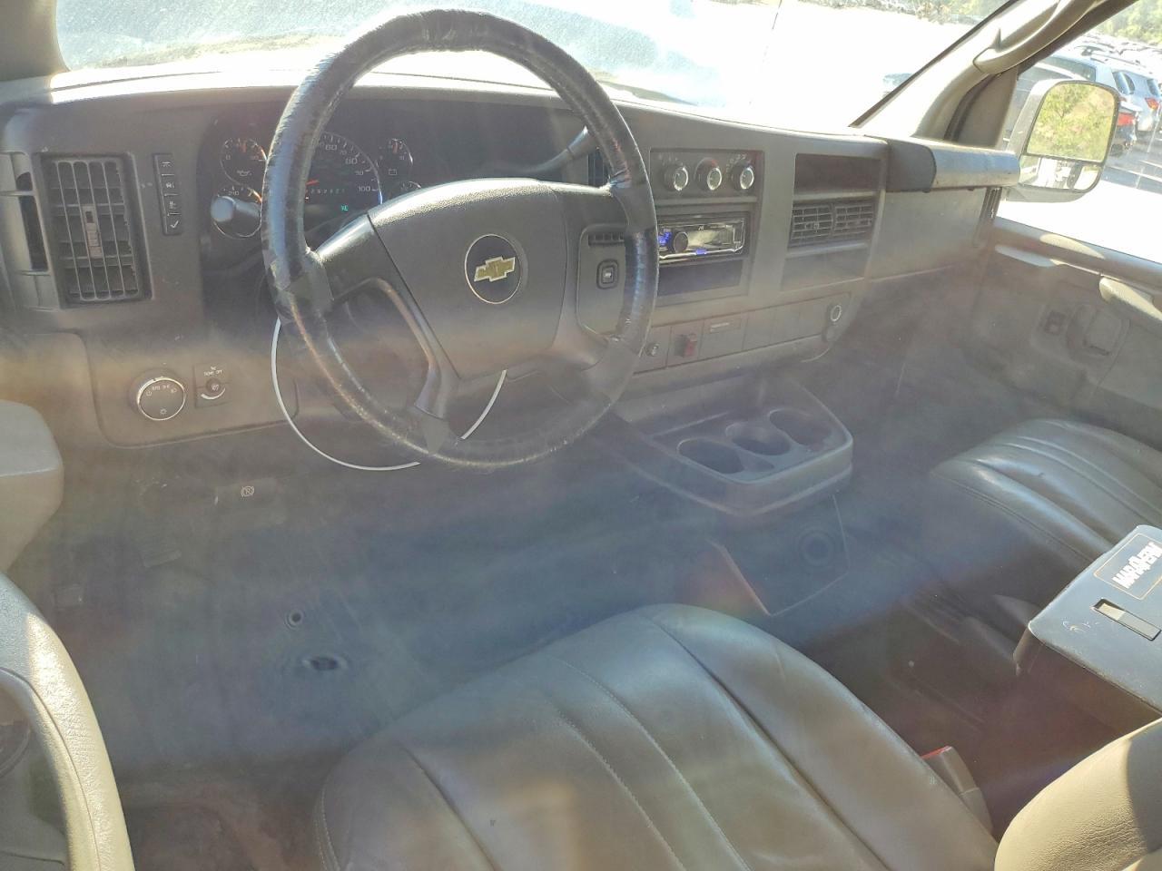 2013 Chevrolet Express G1500 - zdjęcie 8