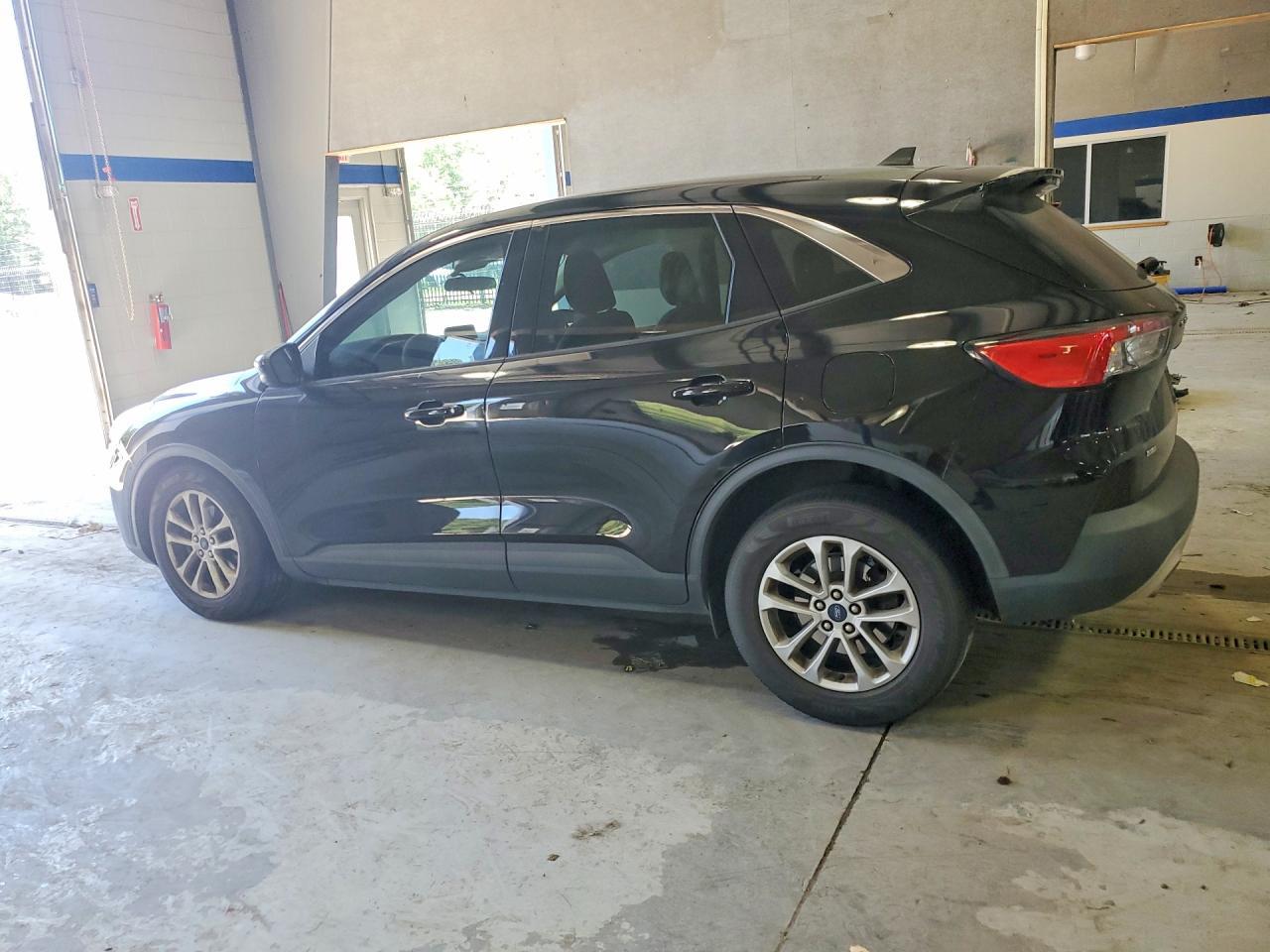 2021 Ford Escape Se - zdjęcie 2