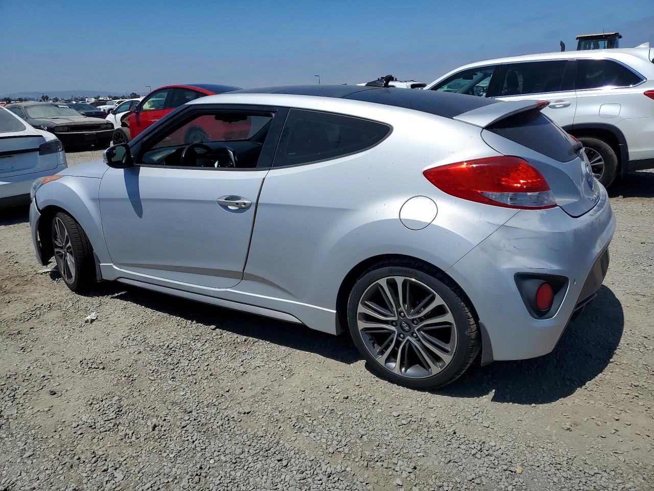 2016 Hyundai Veloster Turbo - zdjęcie 2