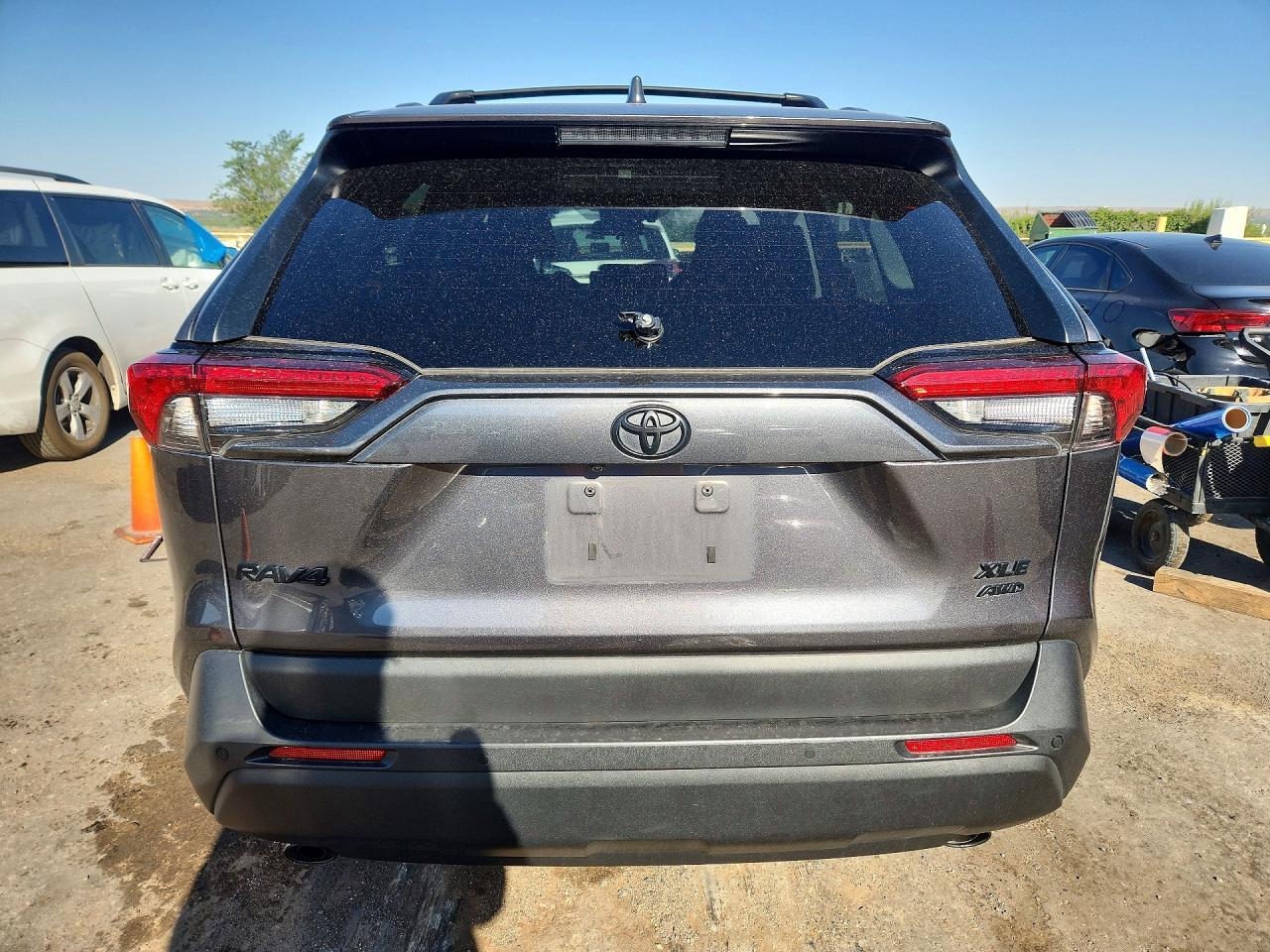 2024 Toyota Rav4 Xle Premium - zdjęcie 6
