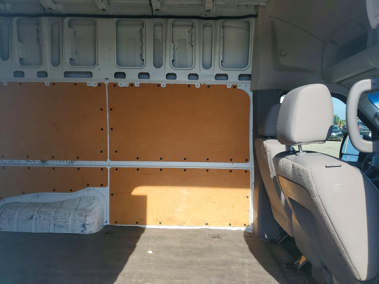 2018 Nissan Nv 2500 Hd Sv - zdjęcie 11