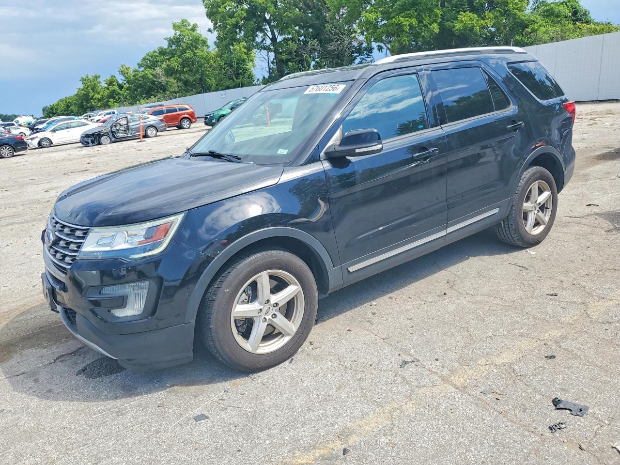 2017 Ford Explorer Xlt - zdjęcie główne