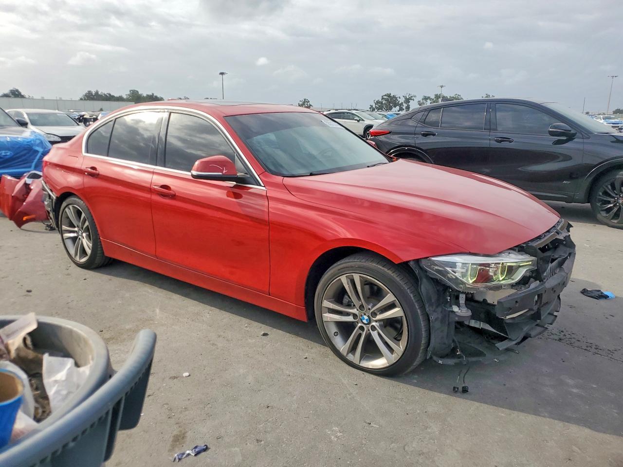 2017 BMW 330 I - zdjęcie 4