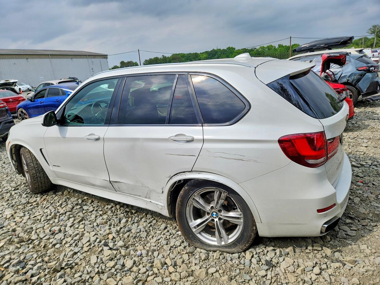 2017 BMW X5 - zdjęcie 2