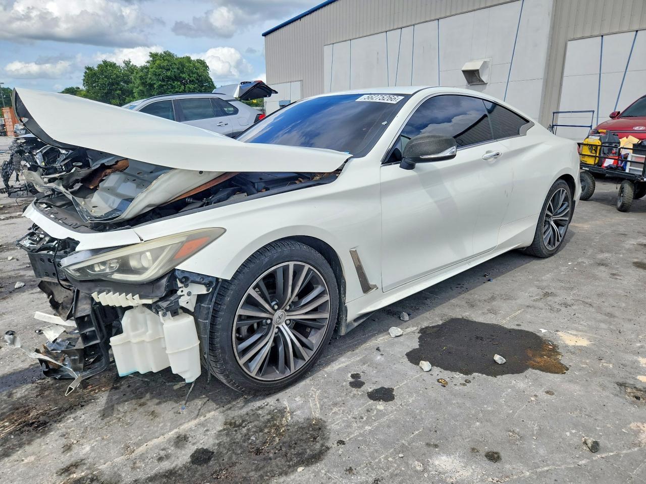 2018 Infiniti Q60 - zdjęcie główne