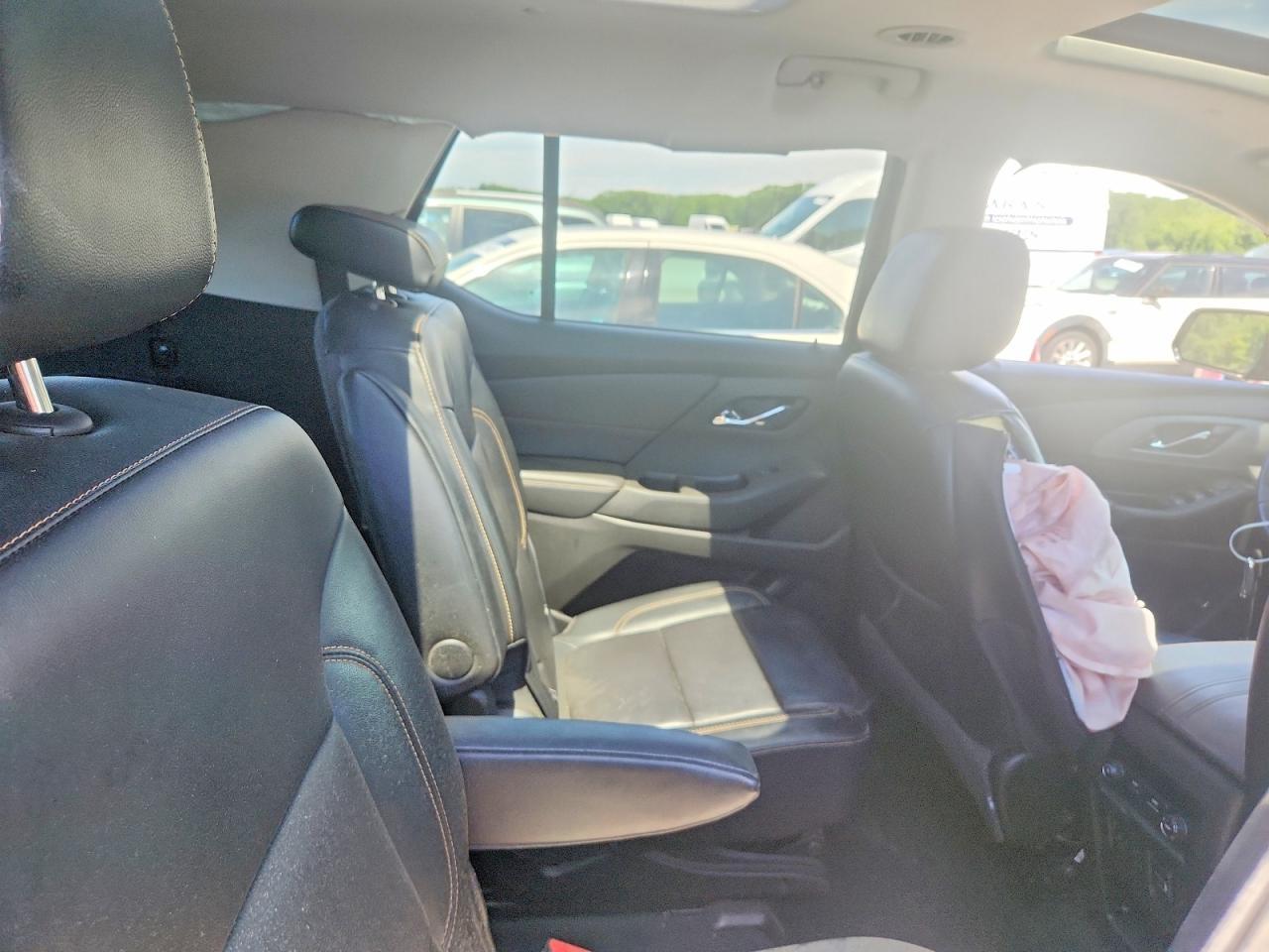 2018 Chevrolet Traverse Lt - zdjęcie 11