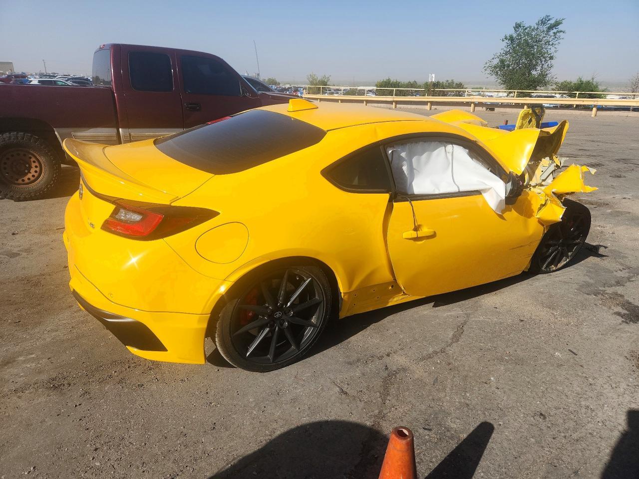 2026 Toyota Gr 86 Yuzu Edition - zdjęcie 3