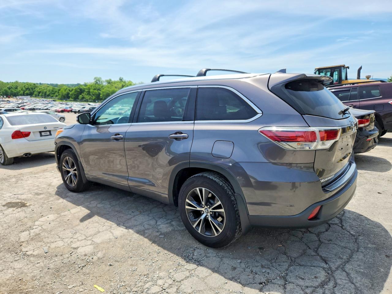 2016 Toyota Highlander Xle - zdjęcie 2