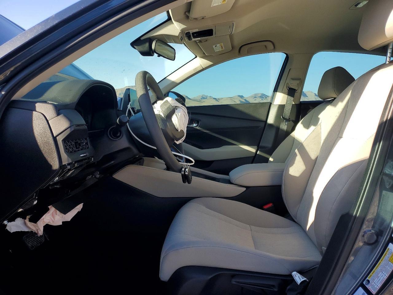 2025 Honda Accord Lx - zdjęcie 7
