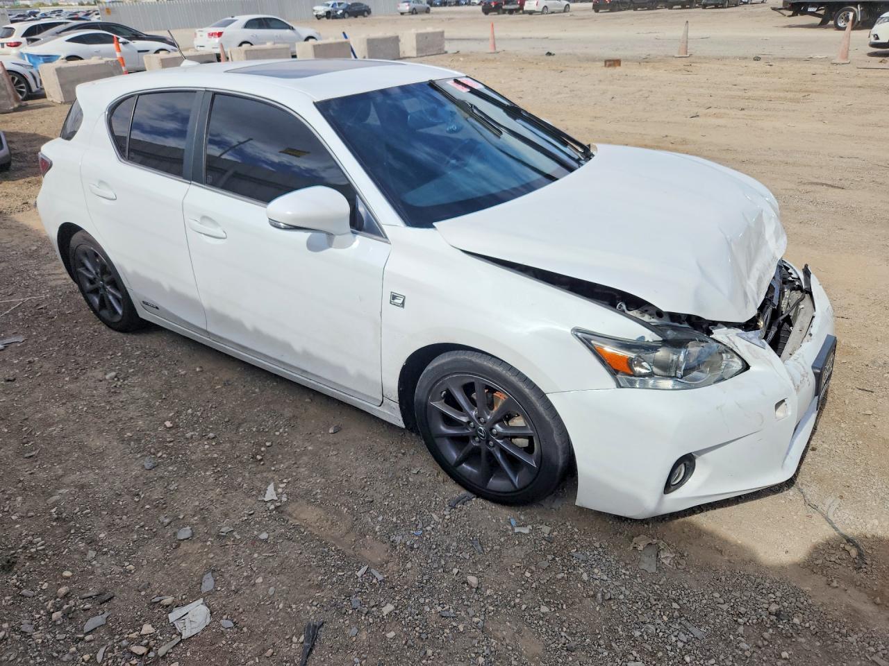 2013 Lexus Ct 200 - zdjęcie 4