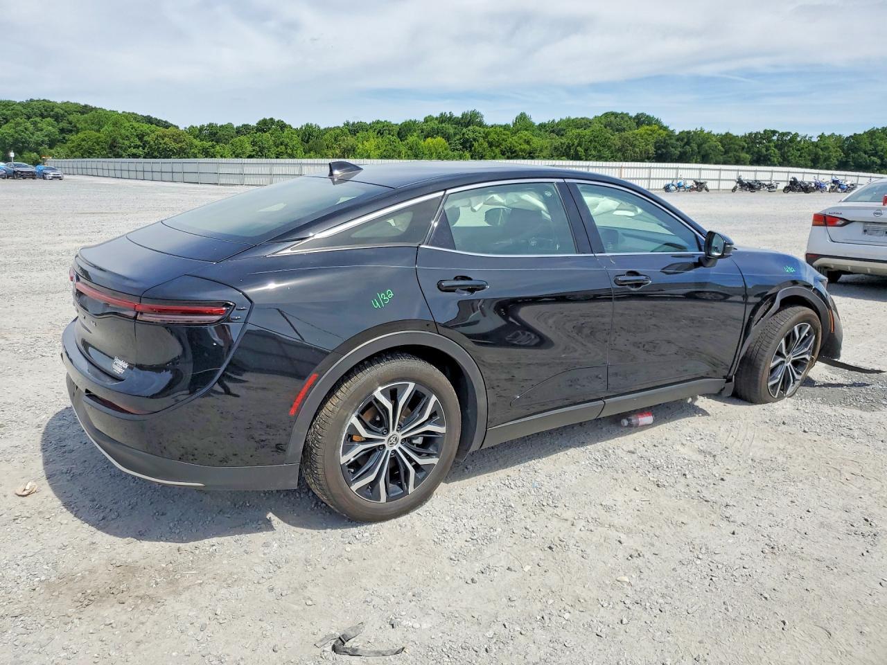 2025 Toyota Crown Xle - zdjęcie 3