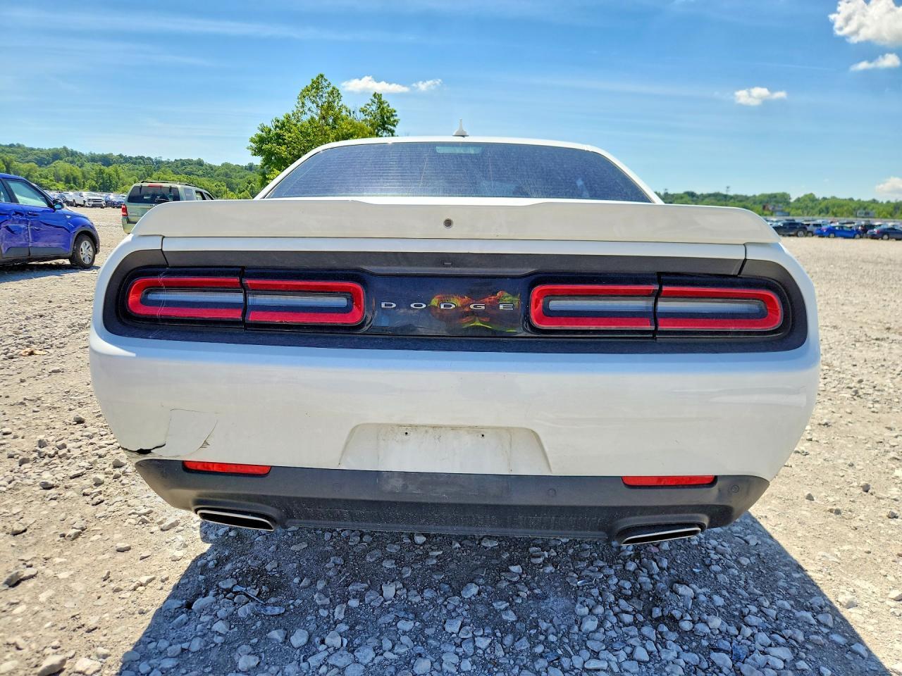 2021 Dodge Challenger Sxt - zdjęcie 6