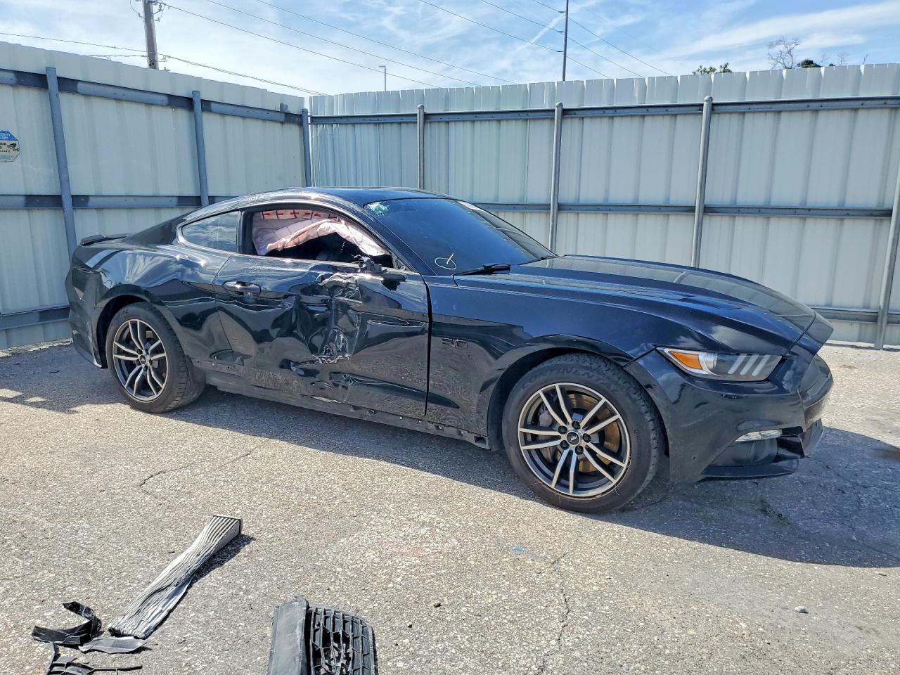 2017 Ford Mustang Gt - zdjęcie 4