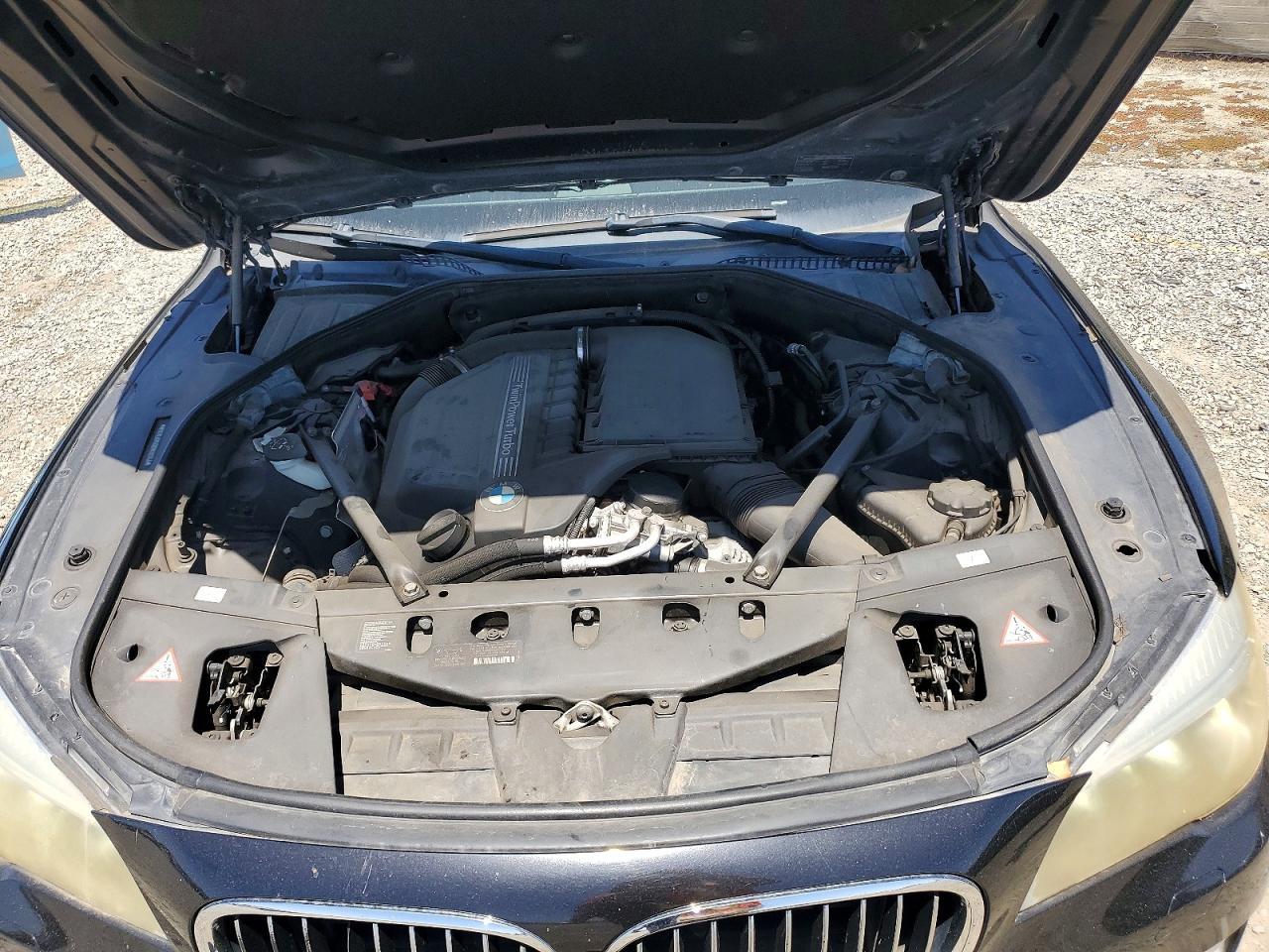 2013 BMW 740 Li - zdjęcie 11