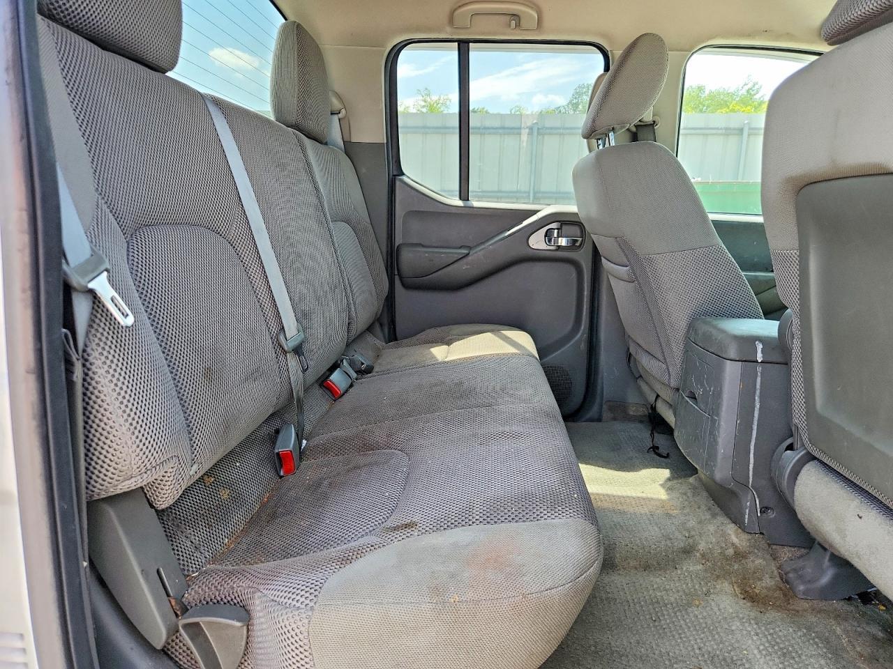2013 Nissan Frontier S - zdjęcie 10