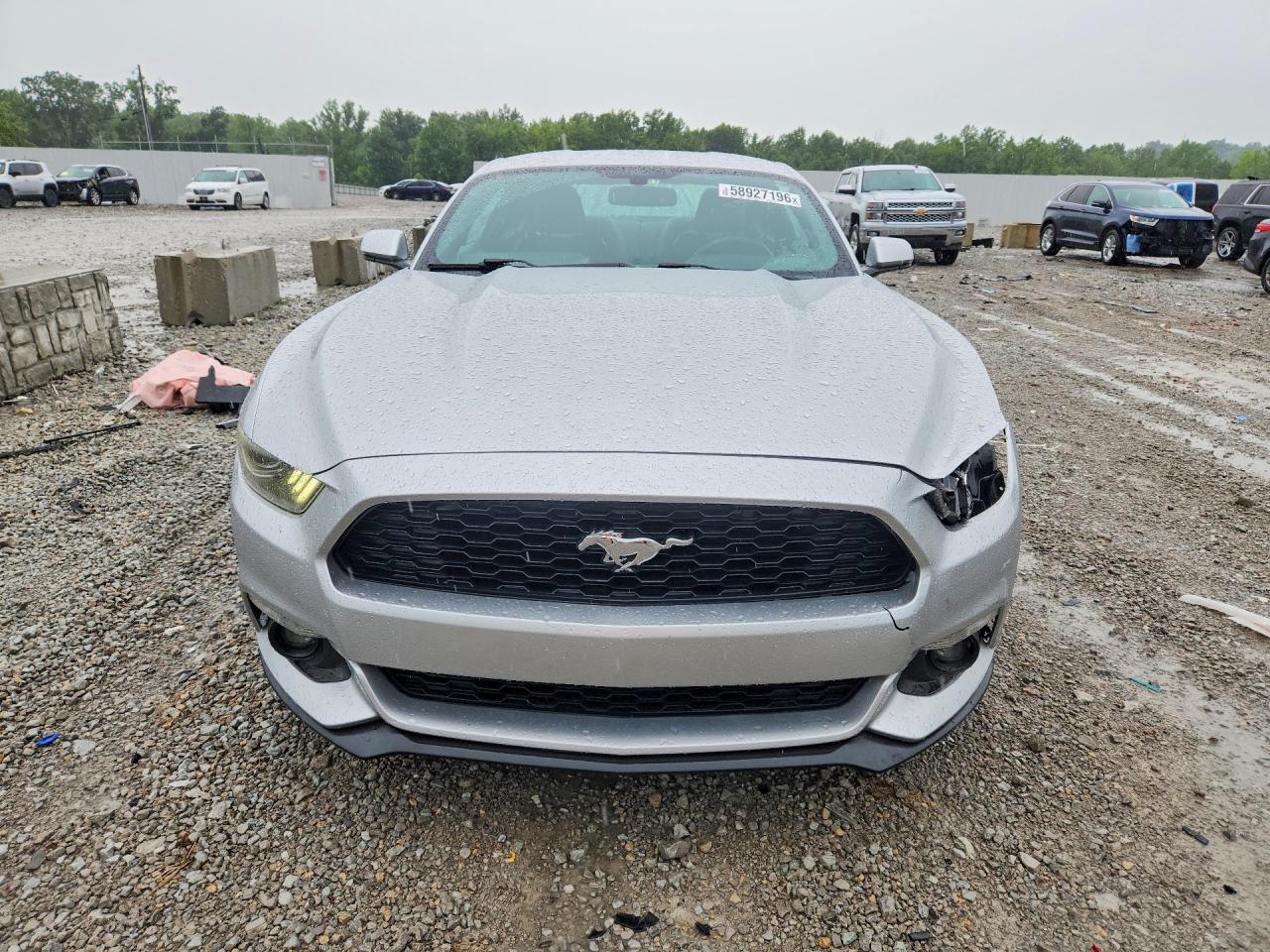 2015 Ford Mustang - zdjęcie 5