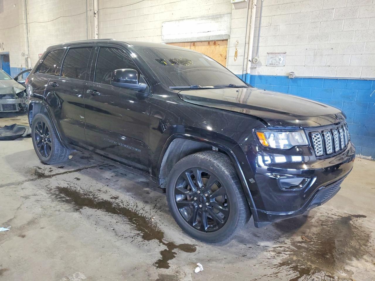 2018 Jeep Grand Cherokee Laredo - zdjęcie 4