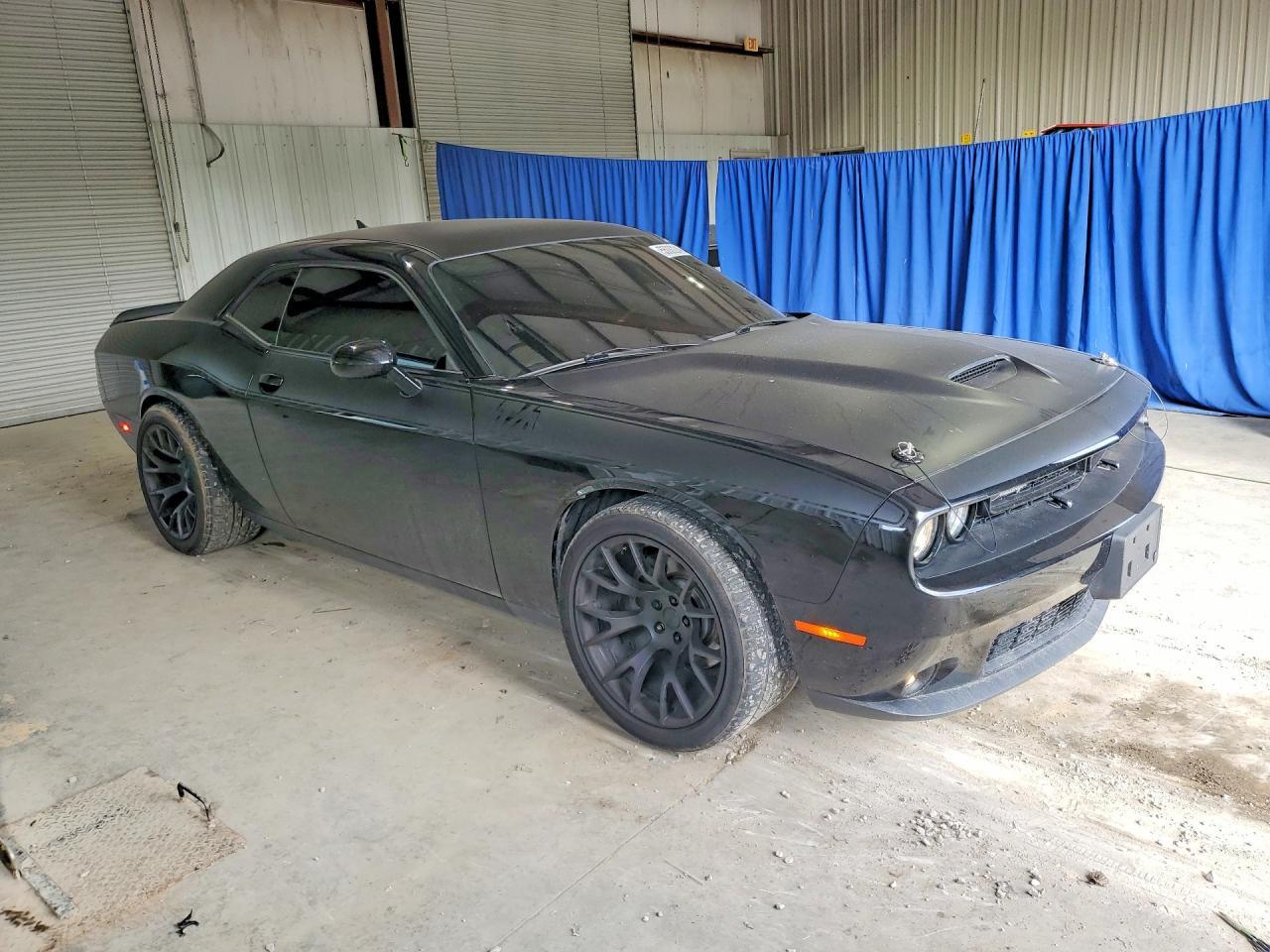2017 Dodge Challenger R - zdjęcie 4