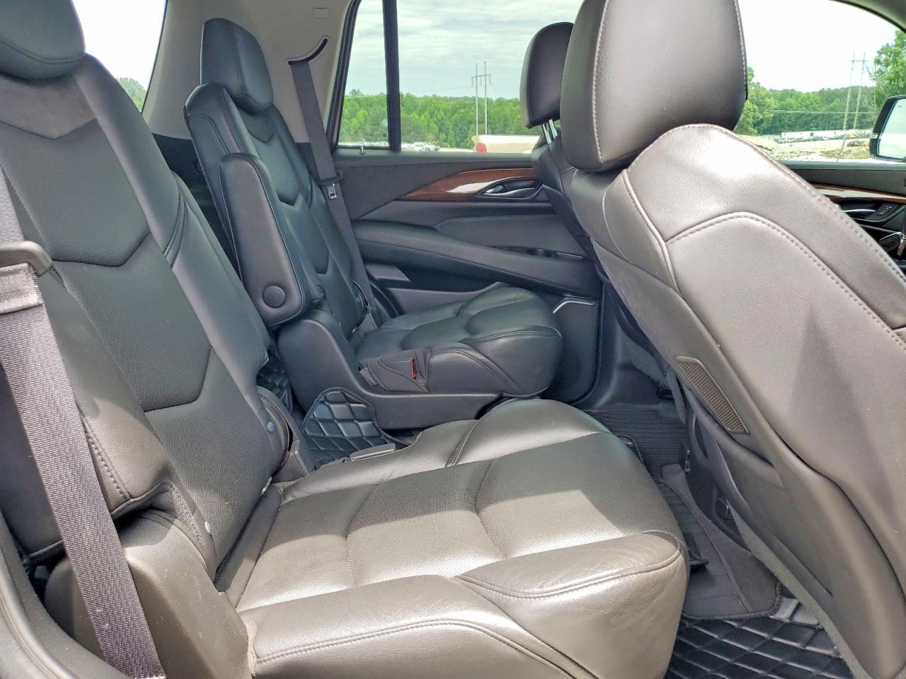 2020 Cadillac Escalade Luxury - zdjęcie 11