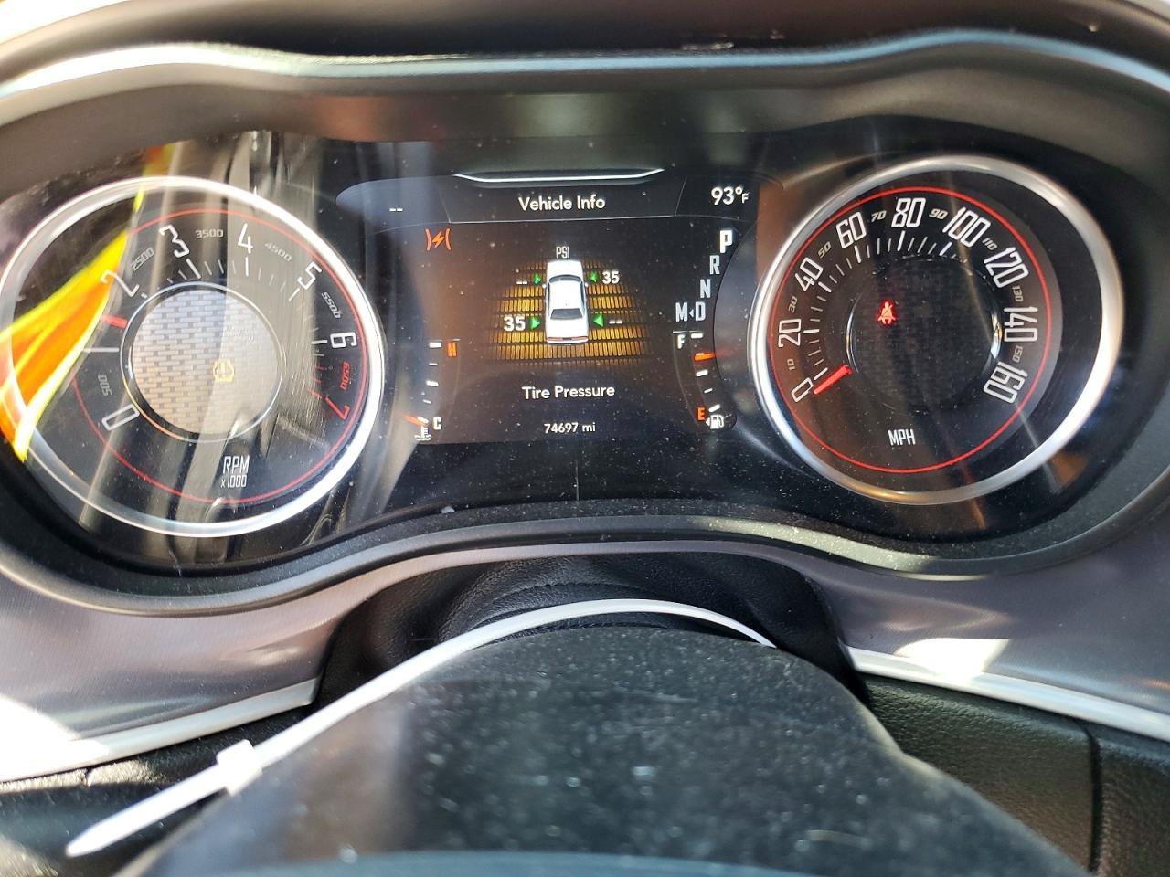 2019 Dodge Challenger Sxt - zdjęcie 9
