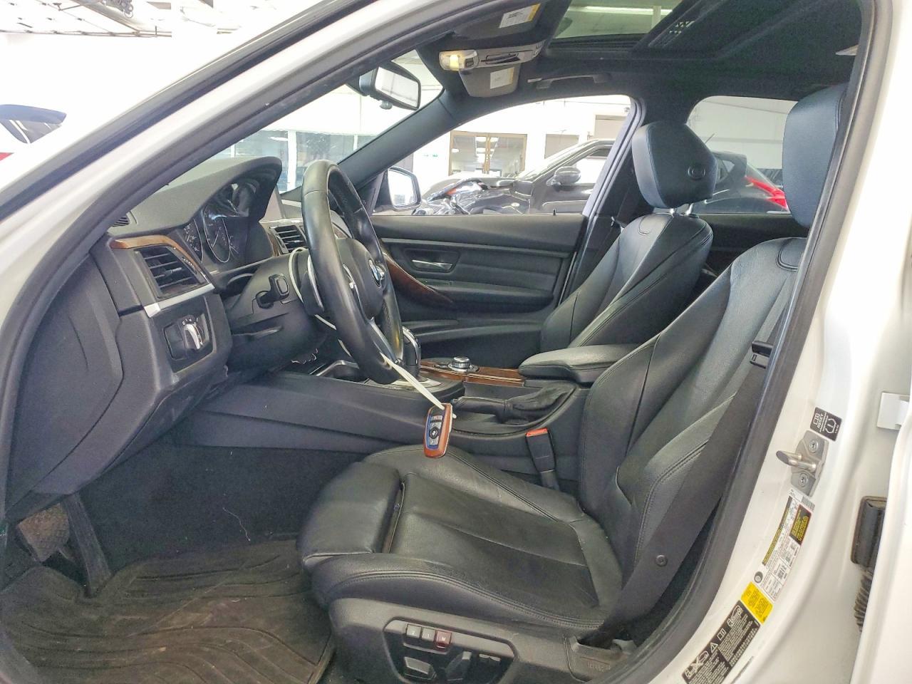 2013 BMW Seria 3 335i - zdjęcie 7