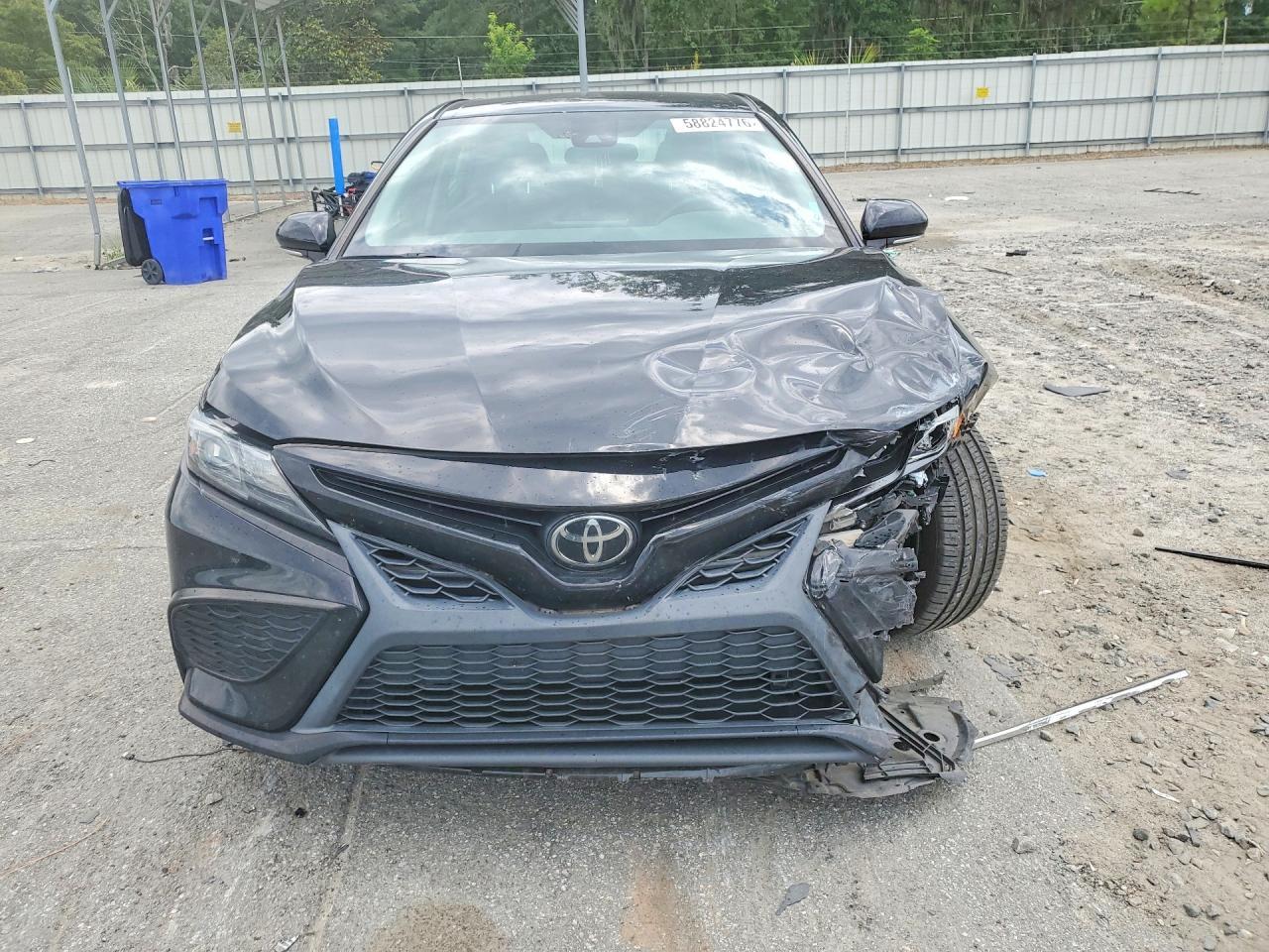 2023 Toyota Camry Se - zdjęcie 5