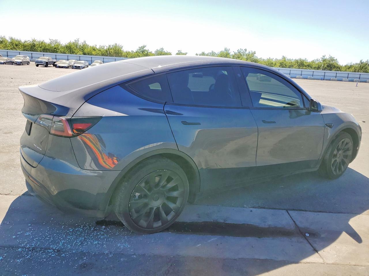 2022 Tesla Model Y - zdjęcie 3