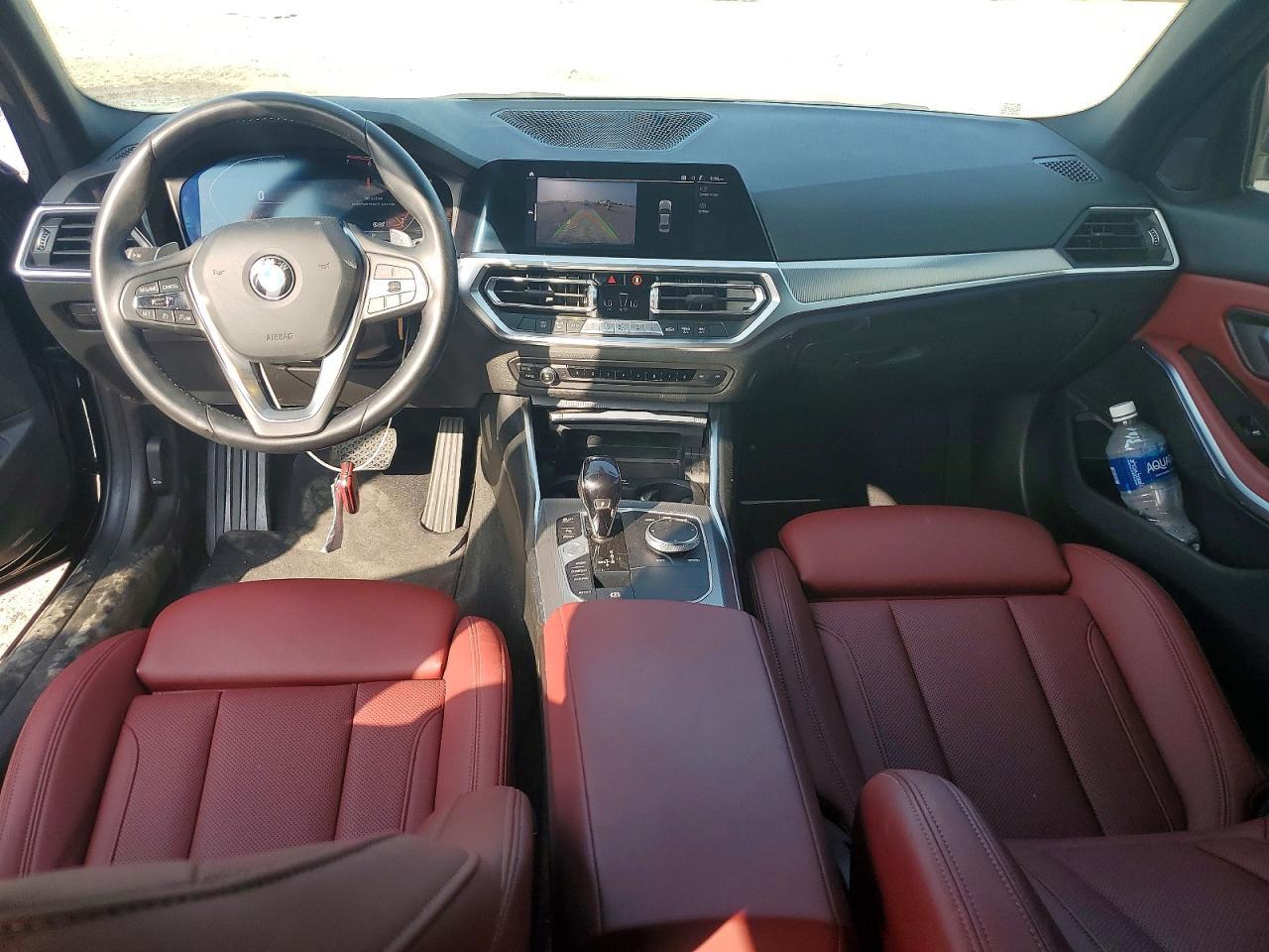 2022 BMW 330I - zdjęcie 8