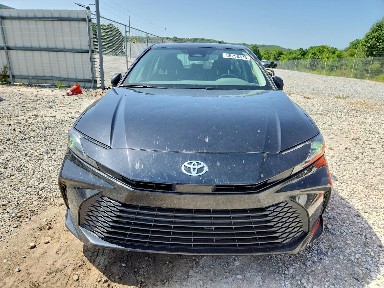 2025 Toyota Camry Le - zdjęcie 5