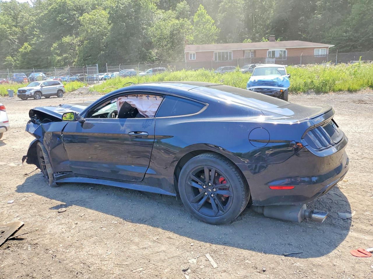 2016 Ford Mustang - zdjęcie 2