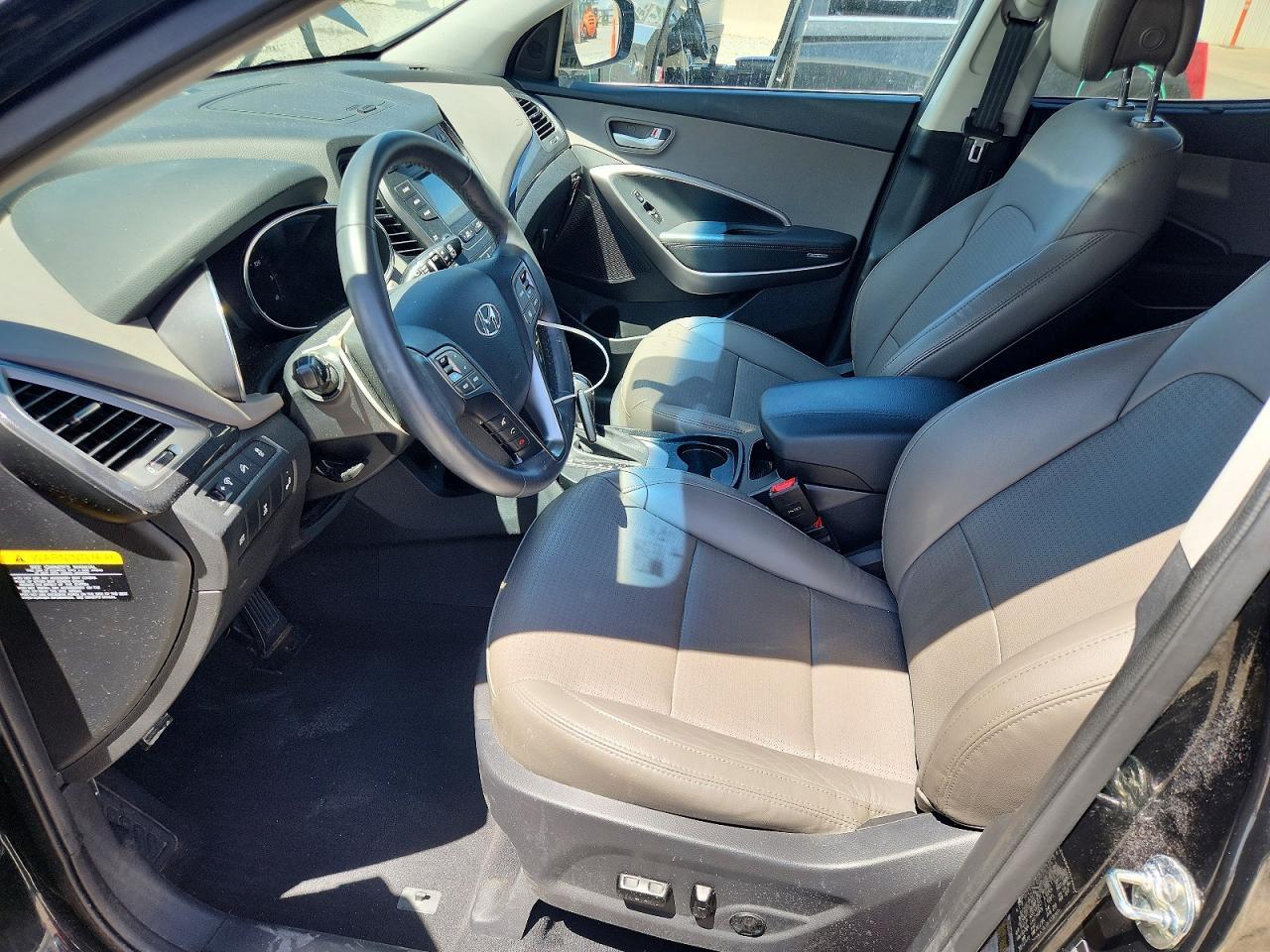2016 Hyundai Santa Fe Sport 2.4L - zdjęcie 7
