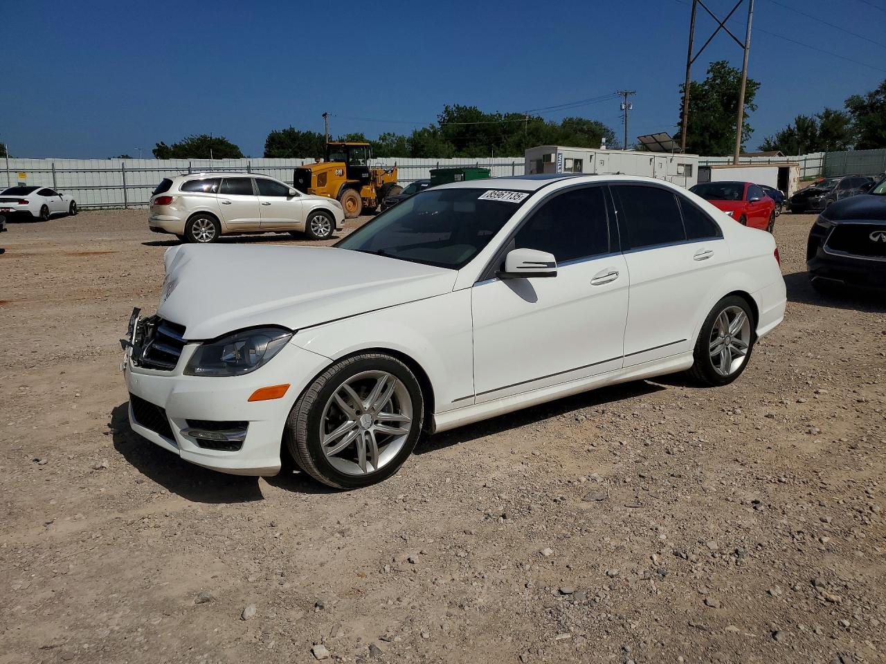 2014 Mercedes-Benz C 250 - zdjęcie główne