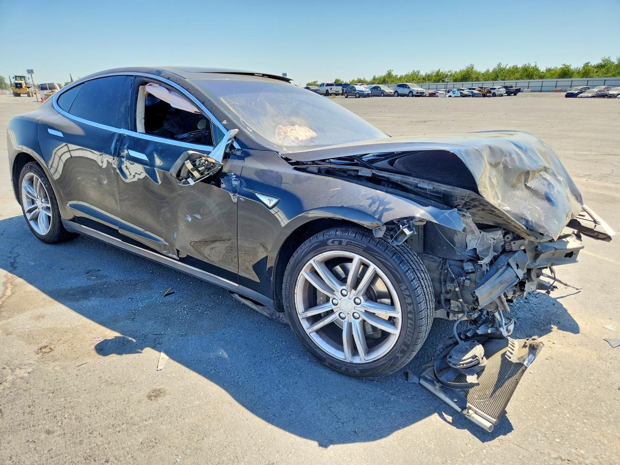 2014 Tesla Model S - zdjęcie 4