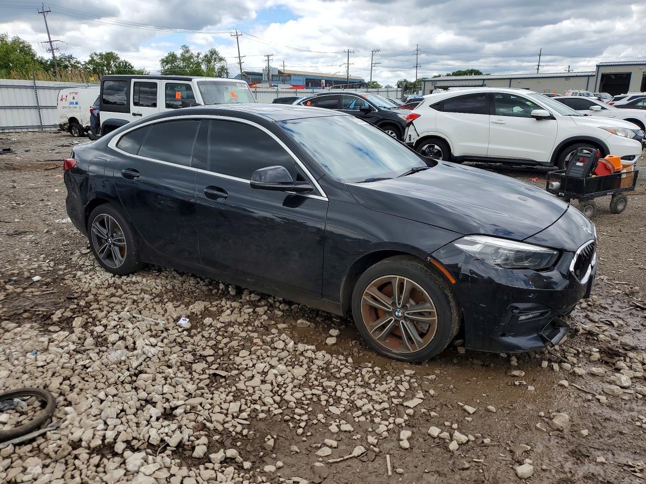 2021 BMW 228Xi - zdjęcie 4