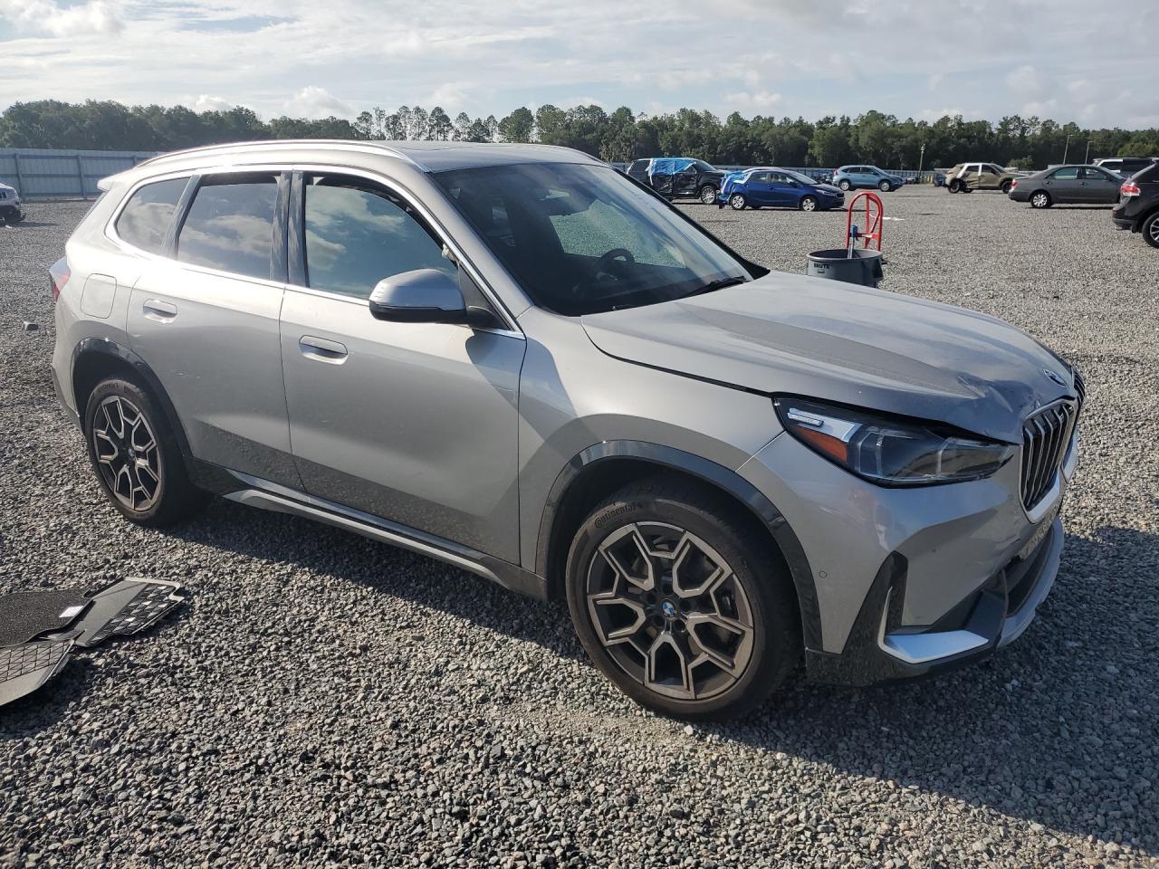 2025 BMW X1 xDrive28I - zdjęcie 4