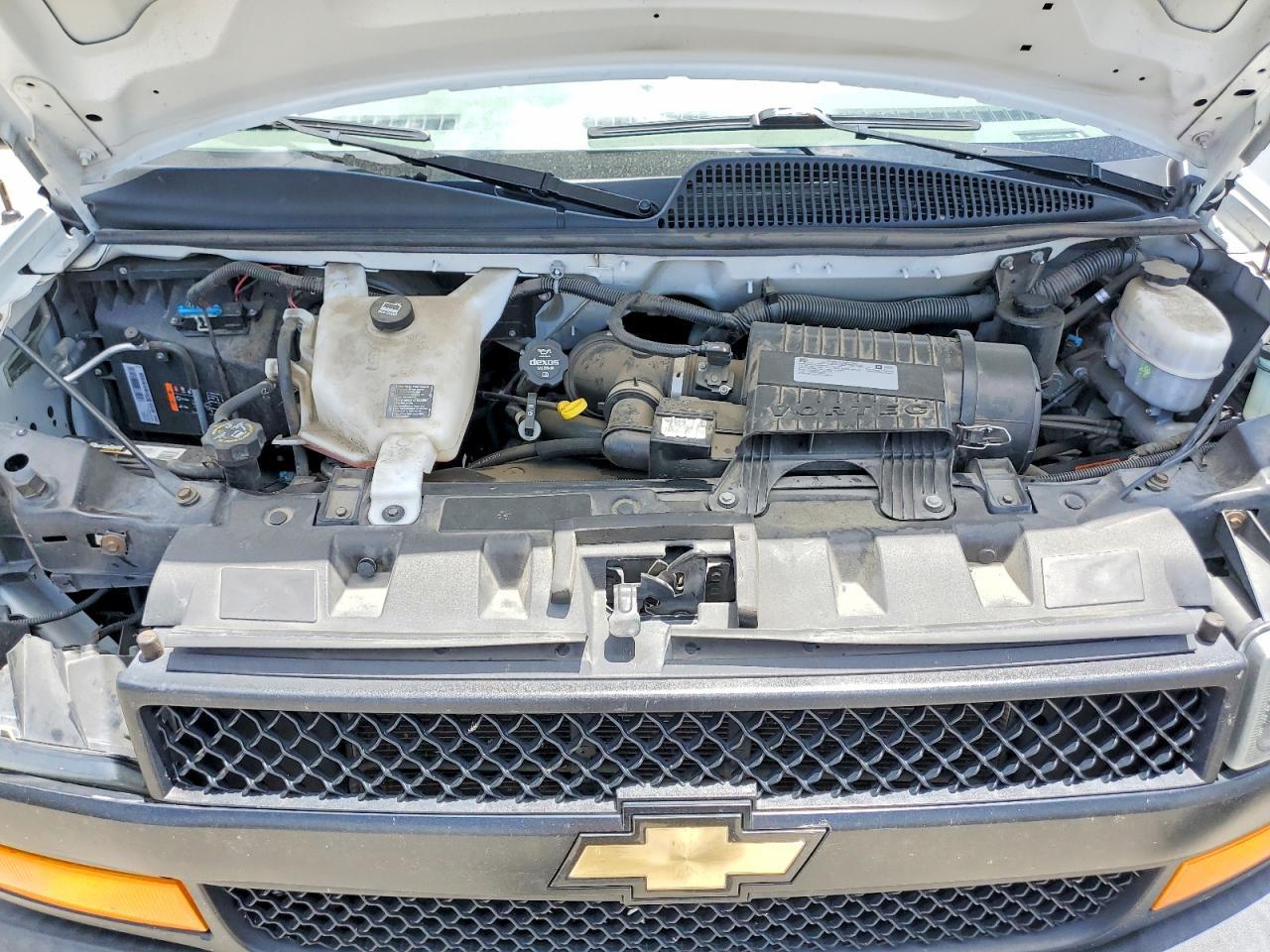 2020 Chevrolet Express G2500 - zdjęcie 12