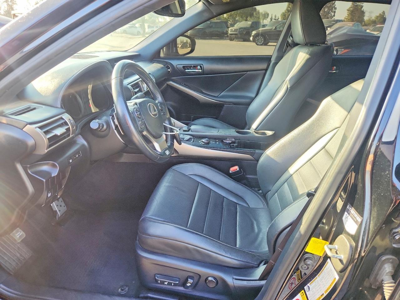 2014 Lexus Is 250 - zdjęcie 7