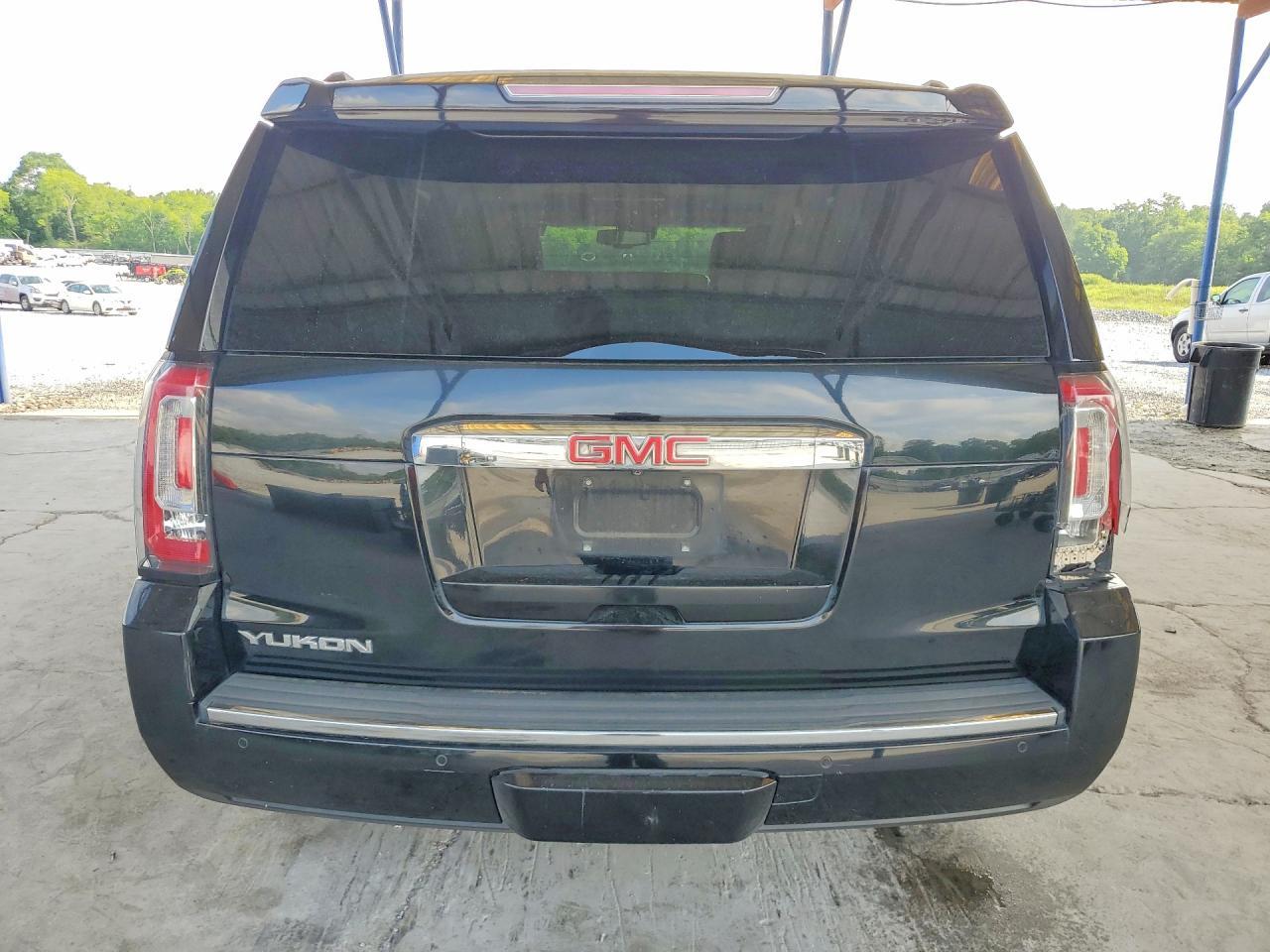 2015 GMC Yukon Denali - zdjęcie 6