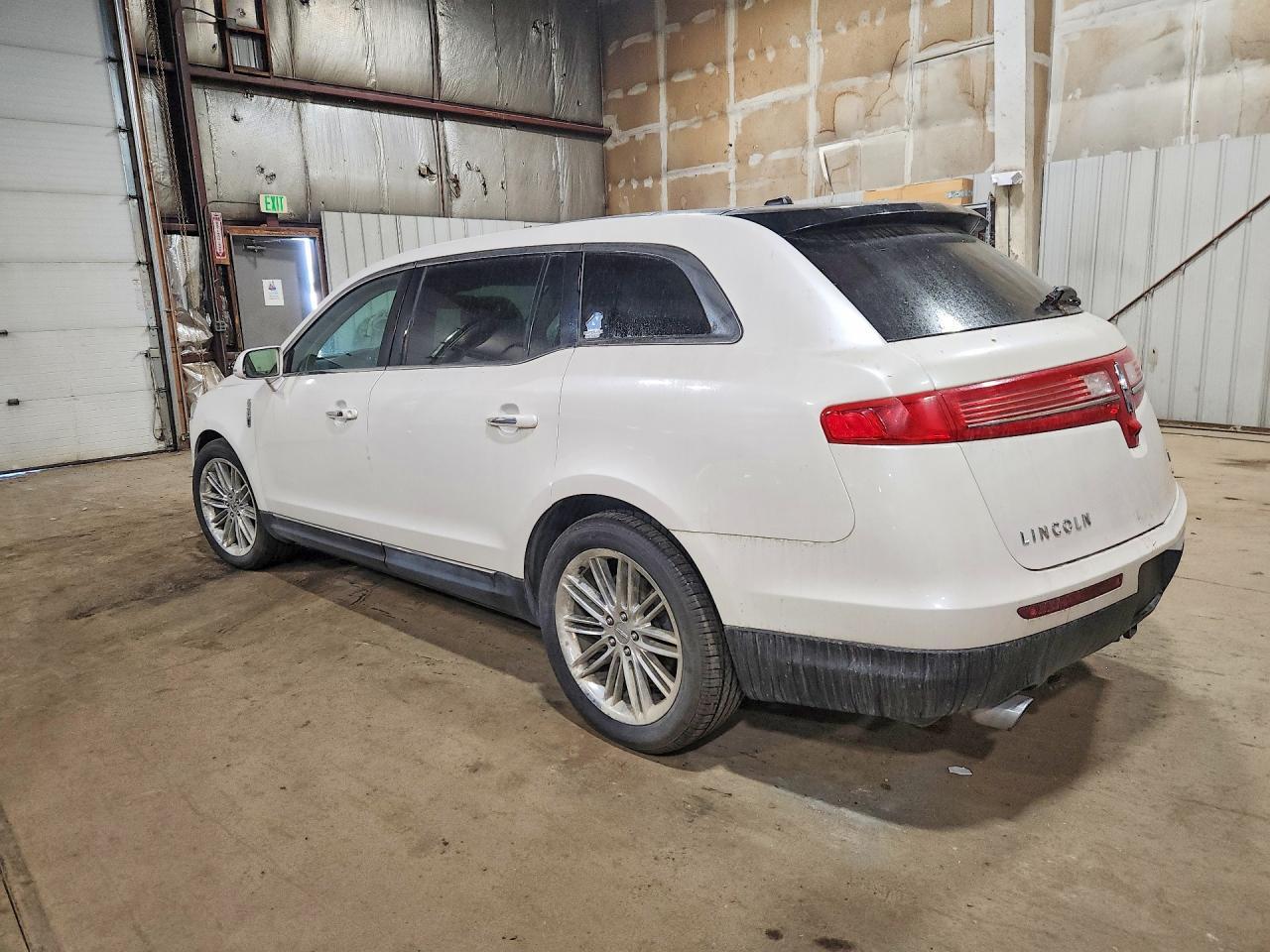 2013 Lincoln Mkt - zdjęcie 2
