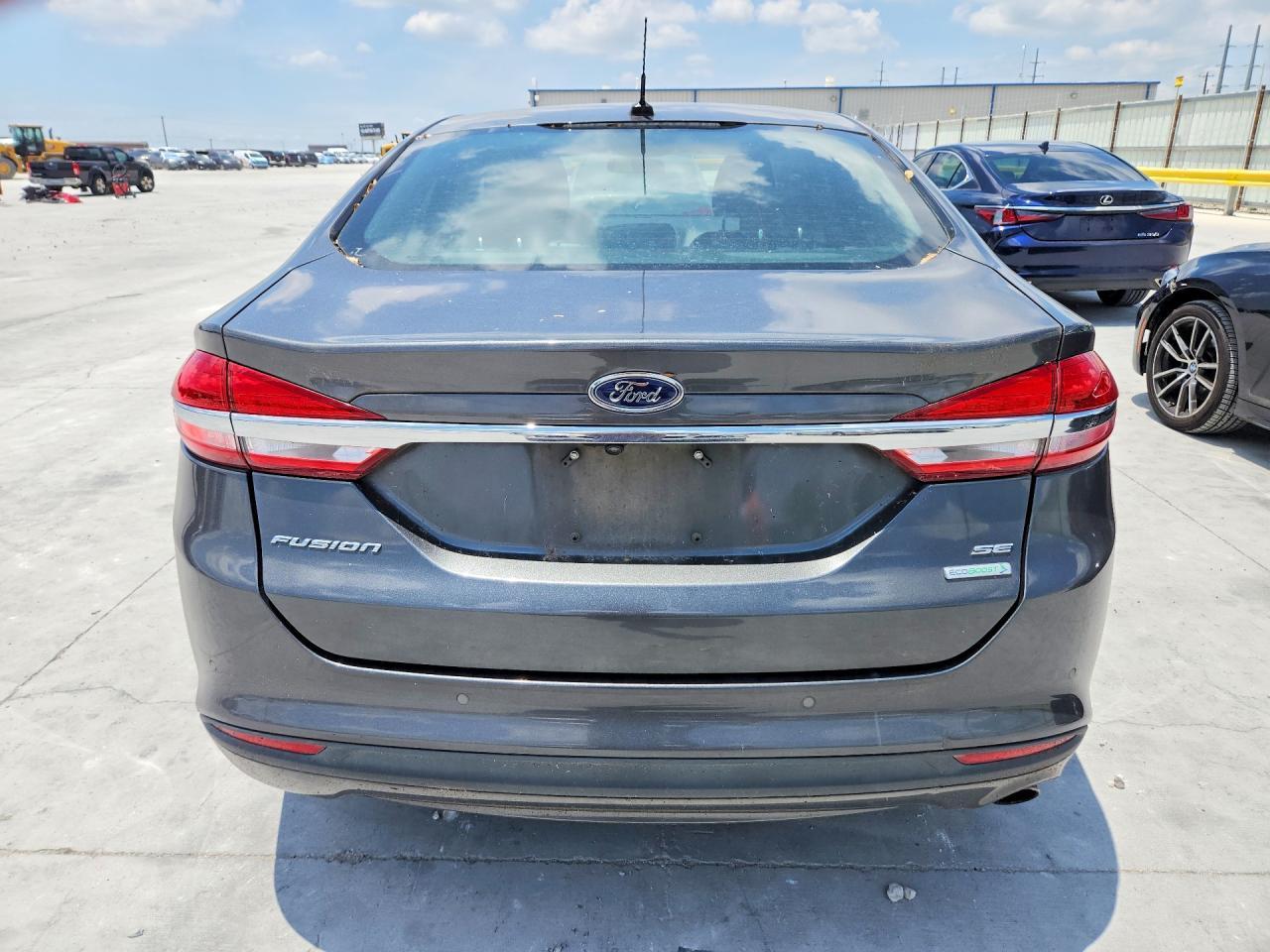 2017 Ford Fusion - zdjęcie 6