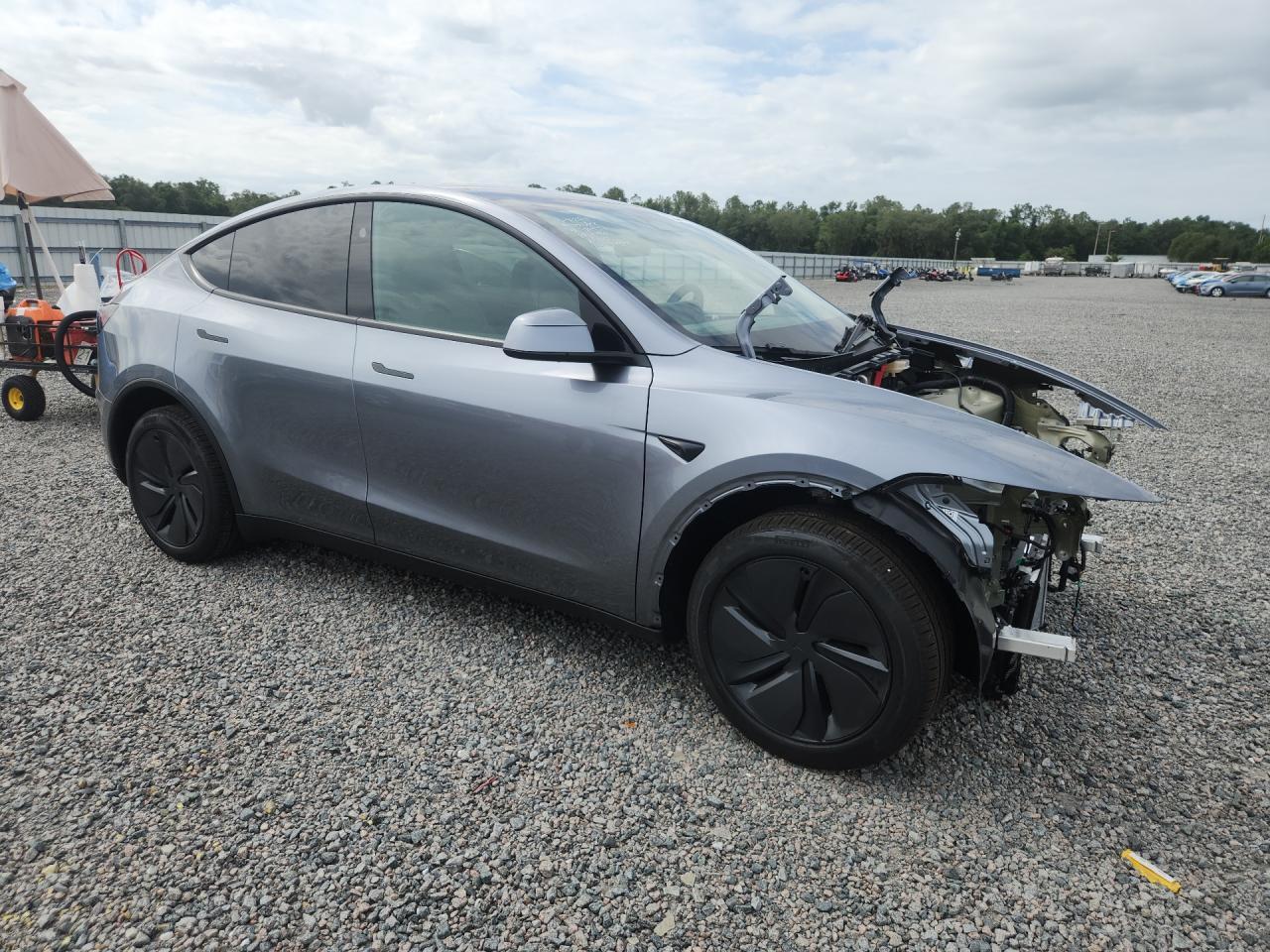 2026 Tesla Model Y - zdjęcie 4