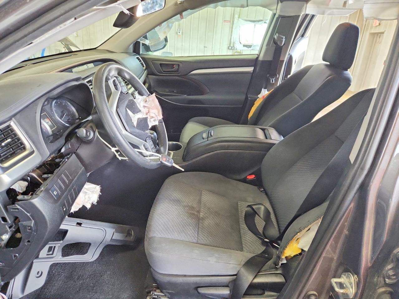 2019 Toyota Highlander Le - zdjęcie 7