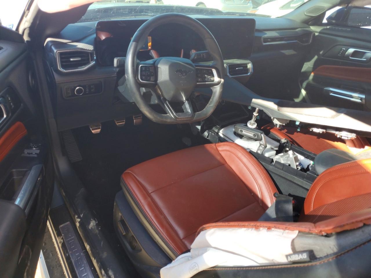 2024 Ford Mustang Gt - zdjęcie 8