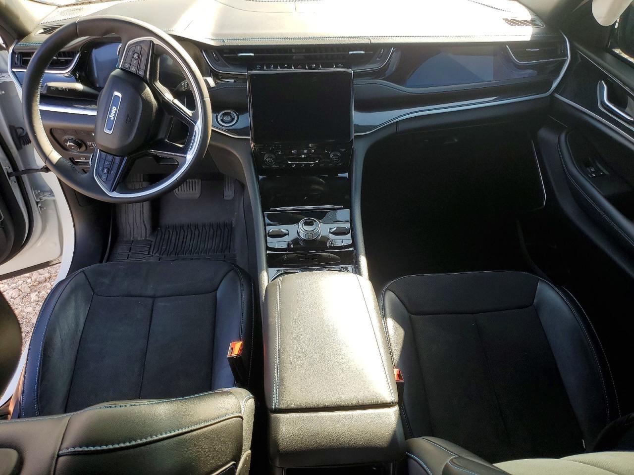 2022 Jeep Grand Cherokee Trailhawk 4Xe - zdjęcie 8