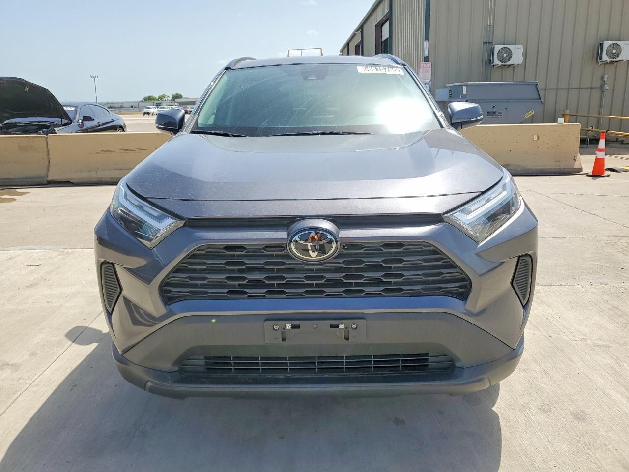 2024 Toyota Rav4 Xle - zdjęcie 5