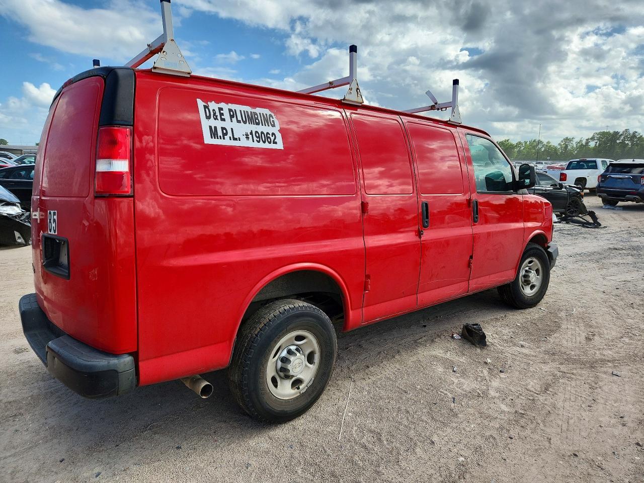 2019 Chevrolet Express G2500 - zdjęcie 3