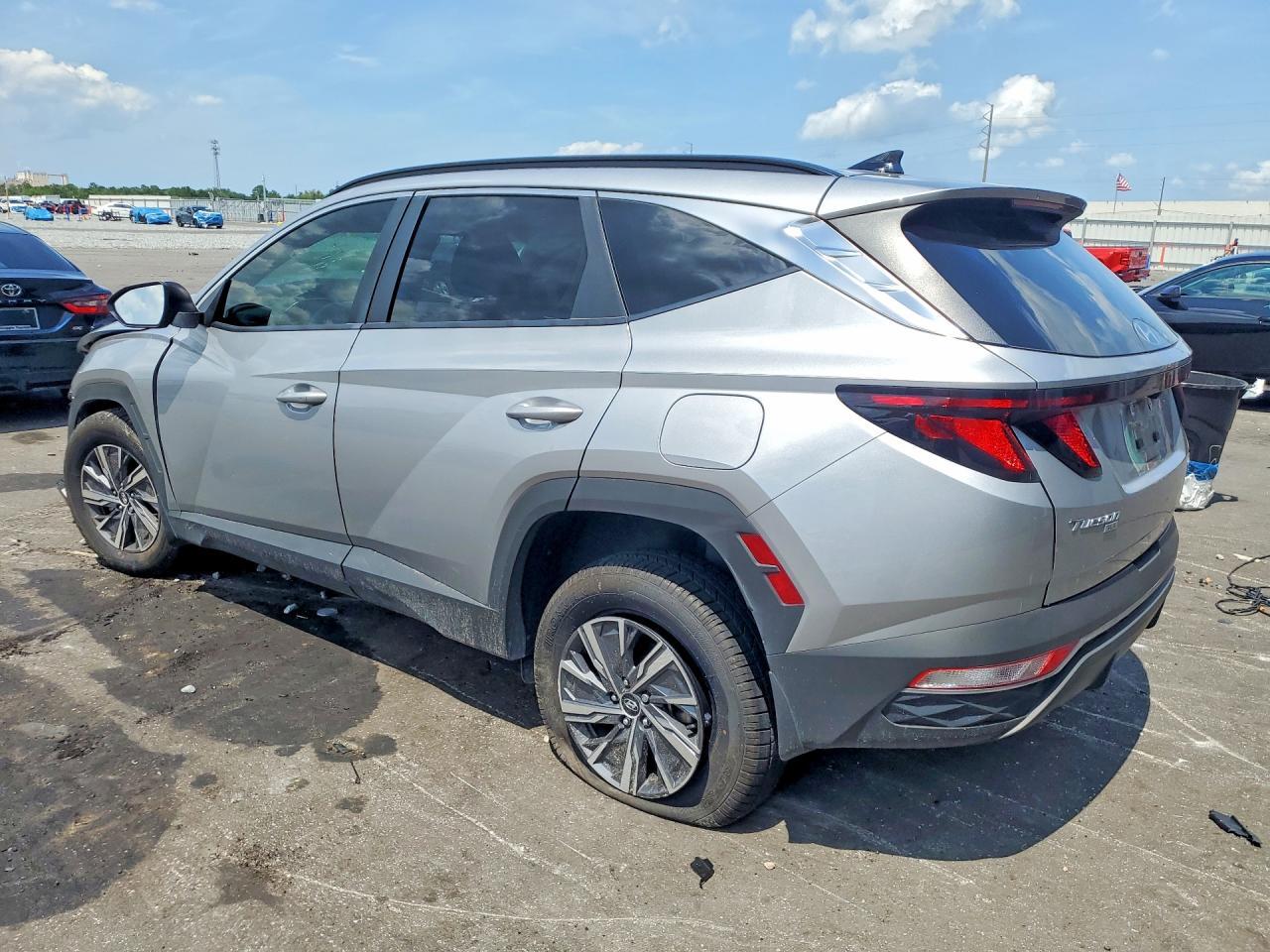 2024 Hyundai Tucson Blue - zdjęcie 2