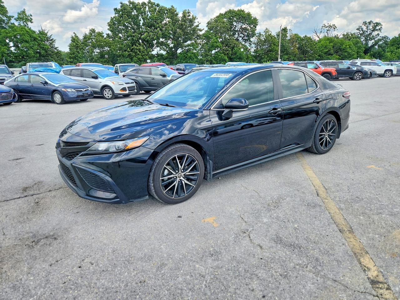 2024 Toyota Camry Se - zdjęcie główne