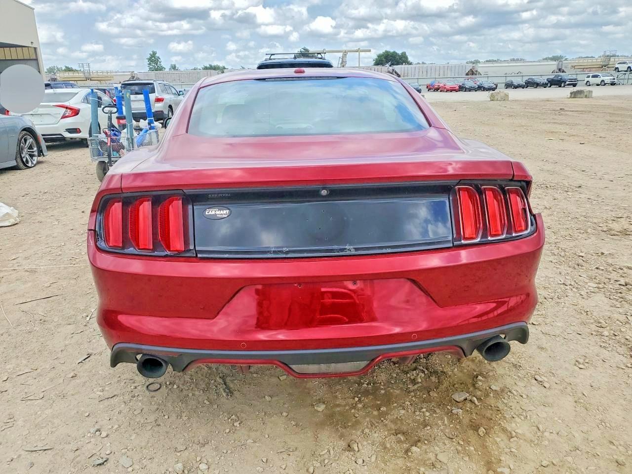 2015 Ford Mustang - zdjęcie 6